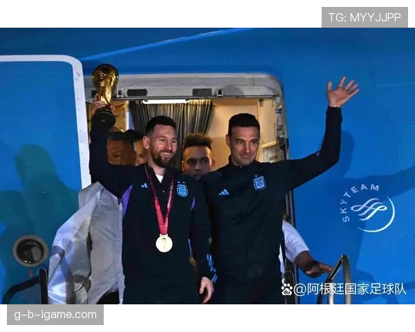 斯卡洛尼战术再升级，阿根廷备战世界杯表现引关注