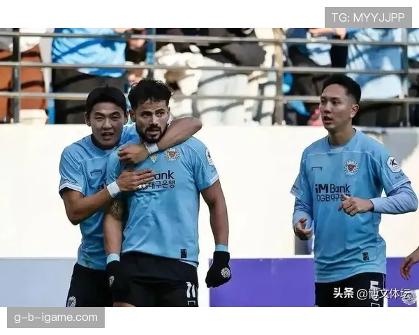 亚冠联赛燃爆全场:世界波破门彰显状态回暖,点燃球迷激情 亚冠联赛燃爆全场:世界波破门彰显状态回暖,点燃球迷激情