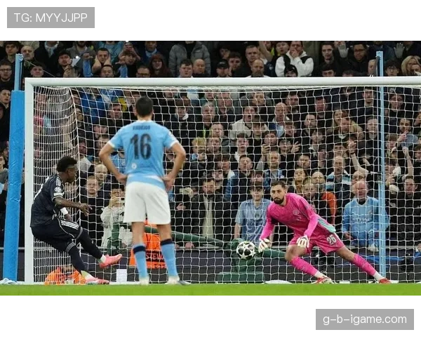 曼城最大问题并非进攻乏力,而是比赛节奏失衡影响整体表现 曼城最大问题并非进攻乏力,而是比赛节奏失衡影响整体表现